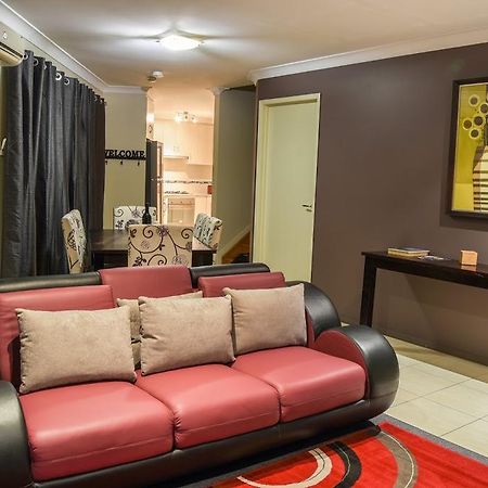 Апартаменты Atricom Станторп Экстерьер фото